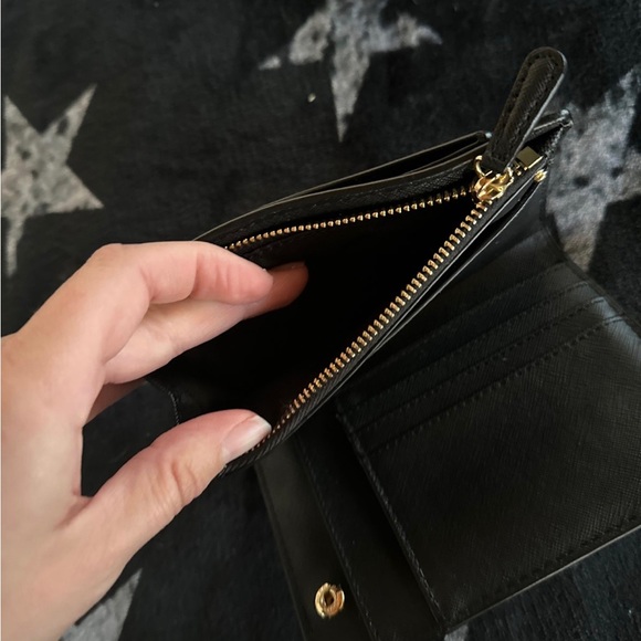 Michael Kors crossbody and wallet - Picture 7 of 9